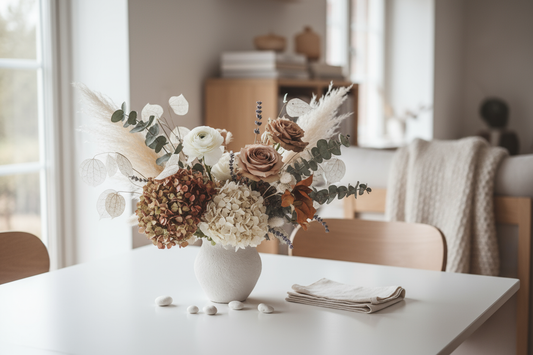 7 Magiska Sätt att Inreda Ditt Hem med Blommor Under Höst & Vinter