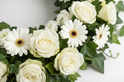 Närbild begravningskrans